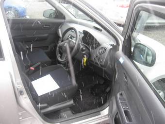 2005 Suzuki Swift Photos