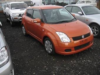 2005 Suzuki Swift Pictures