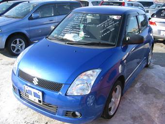 2005 Suzuki Swift Pictures