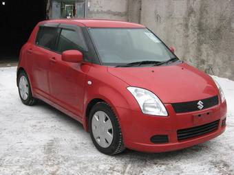 2005 Suzuki Swift Photos