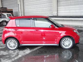 2005 Suzuki Swift Pictures