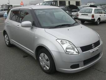 2005 Suzuki Swift Photos