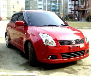 2005 Suzuki Swift Pictures