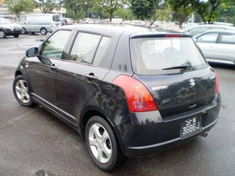 2005 Suzuki Swift Pictures