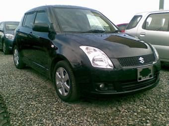 2005 Suzuki Swift Photos
