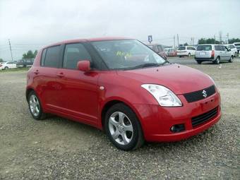 2005 Suzuki Swift Photos