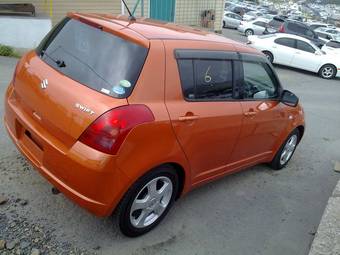 2005 Suzuki Swift Pictures