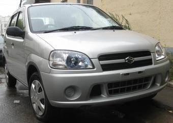 2005 Suzuki Swift Pictures