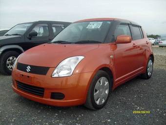 2005 Suzuki Swift Photos