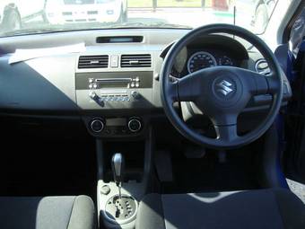 2005 Suzuki Swift Pictures