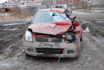 2006 Suzuki Swift Pictures