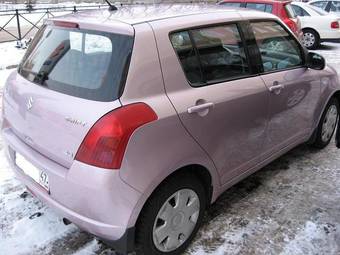 2006 Suzuki Swift Photos