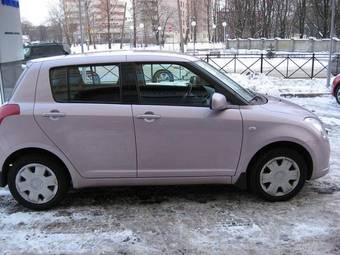 2006 Suzuki Swift Photos
