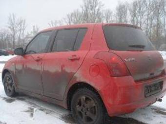 2006 Suzuki Swift Pictures