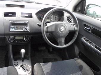 2006 Suzuki Swift Photos