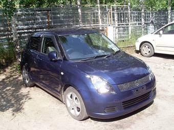 2006 Suzuki Swift Photos