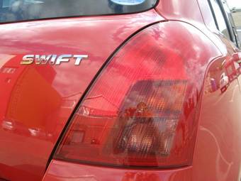 2006 Suzuki Swift Pictures