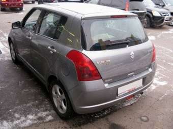 2007 Suzuki Swift Pictures