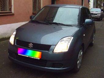 2007 Suzuki Swift Pics