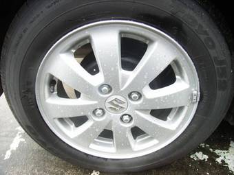 2008 Suzuki Swift Photos