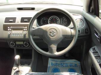 2008 Suzuki Swift Images