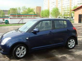 2008 Suzuki Swift Photos