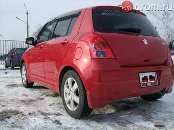 2009 Suzuki Swift Photos