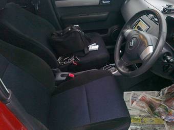 2010 Suzuki Swift Pictures