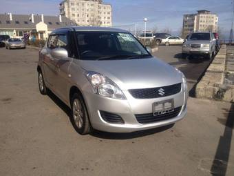 2010 Suzuki Swift Pictures