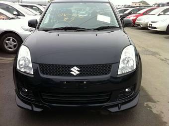 2010 Suzuki Swift Pictures