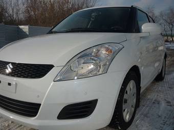 2011 Suzuki Swift Pictures