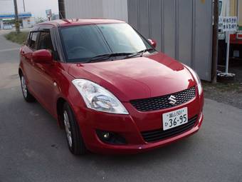 2011 Suzuki Swift Photos