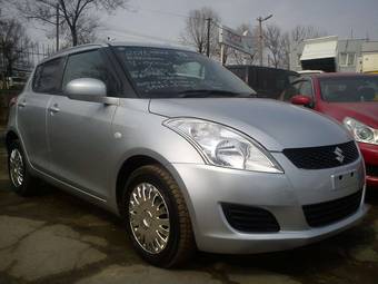 2011 Suzuki Swift Pictures