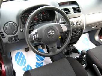 2007 Suzuki SX4 Sedan Photos