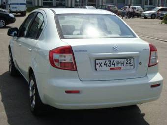 2007 Suzuki SX4 Sedan Images