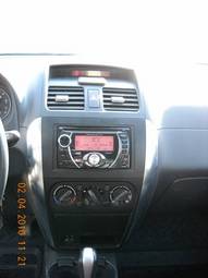 2008 Suzuki SX4 Sedan Pictures