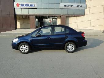 2010 Suzuki SX4 Sedan Images