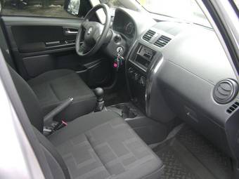 2010 Suzuki SX4 Sedan Wallpapers