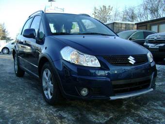 2011 Suzuki SX4 Sedan Pictures