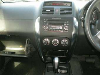 2006 Suzuki SX4 SUV Photos