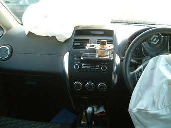 2006 Suzuki SX4 SUV Photos