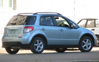 2006 Suzuki SX4 SUV Photos