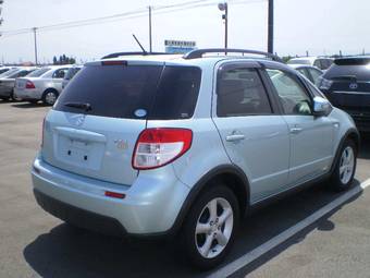 2006 Suzuki SX4 SUV Photos