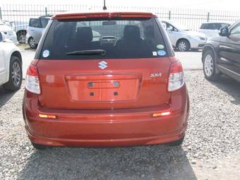 2008 Suzuki SX4 SUV Photos