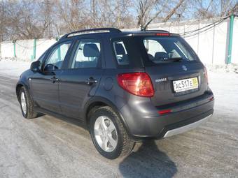 2010 Suzuki SX4 SUV Pictures