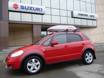 2010 Suzuki SX4 SUV Photos