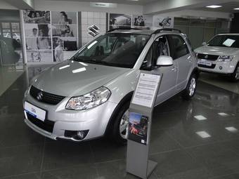 2012 Suzuki SX4 SUV Photos