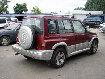 1996 Suzuki Vitara Pictures