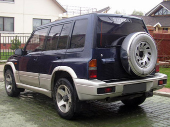 1997 Suzuki Vitara Photos