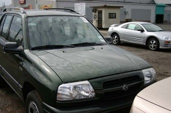 2000 Suzuki Vitara Pictures